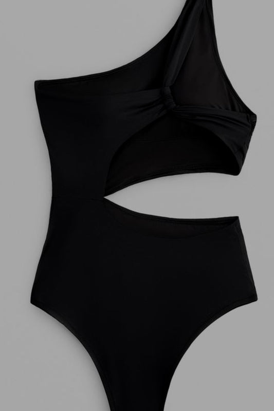 Asymmetric Trikini